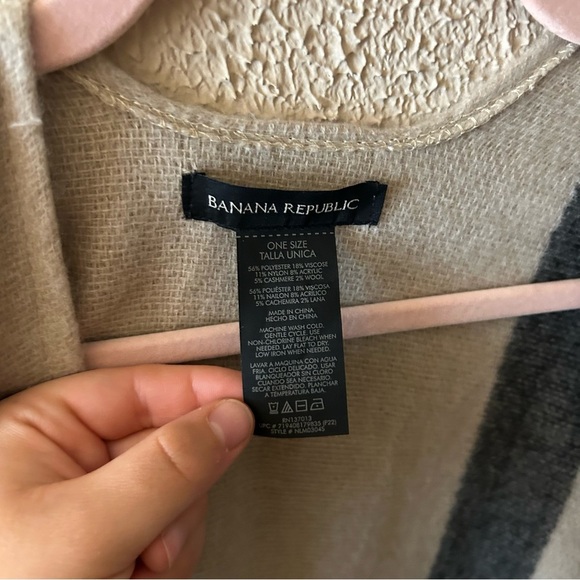 Banana Republic Poncho Wrap Sweater - Picture 3 of 3